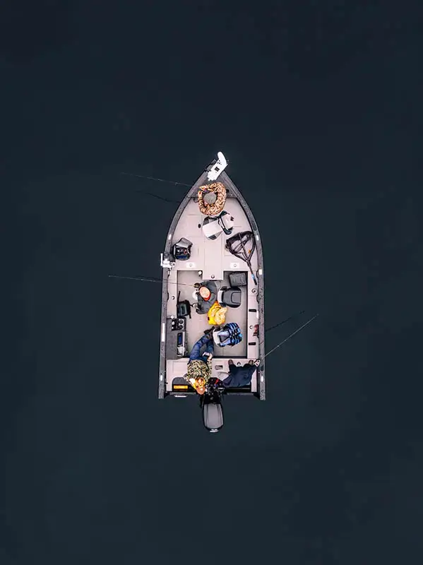 Crestliner-Pro-2 An aerial view of fishermen in the Crestliner Pro Tiller