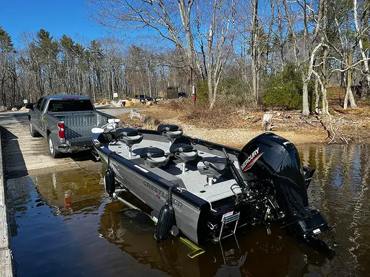 Crestliner-Pro-5 The Crestliner Pro Tiller, our new boat